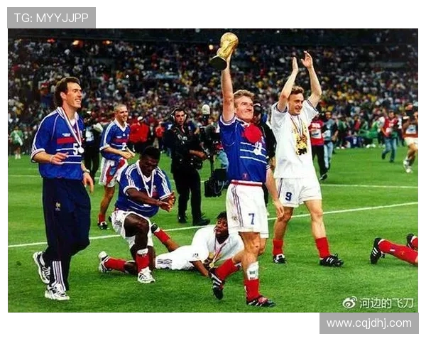 98世界杯冠军门将带领法国队走向荣耀的传奇历程与背后故事 98世界杯冠军门将带领法国队走向荣耀的传奇历程与背后故事