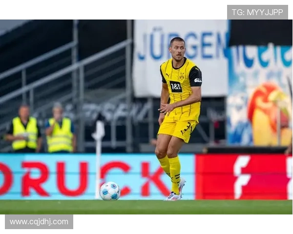 多特蒙德角球制造机会吉拉西门前铲射成功打破僵局